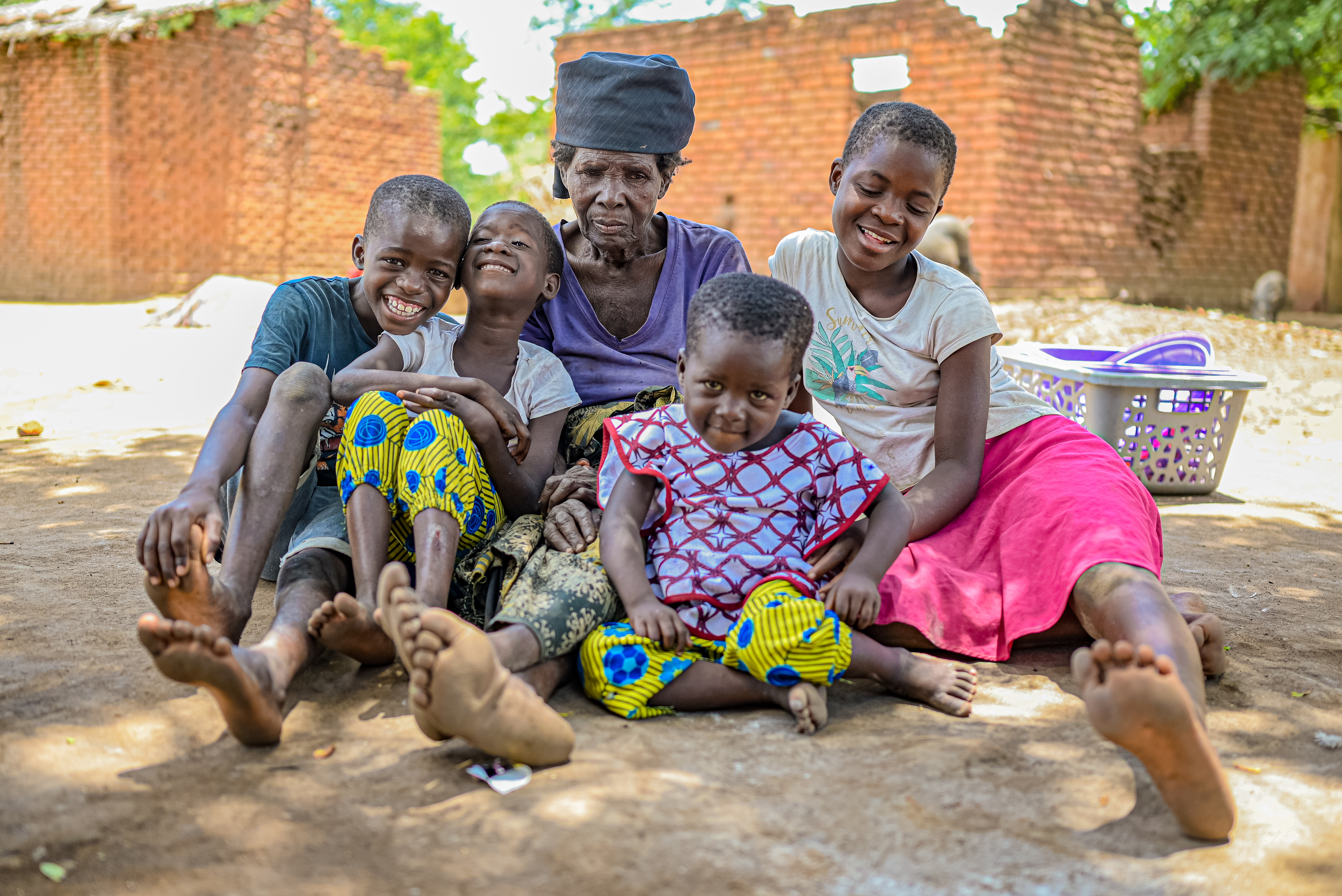 CC-MW0112-A Sister's Love-25-2301.jpeg